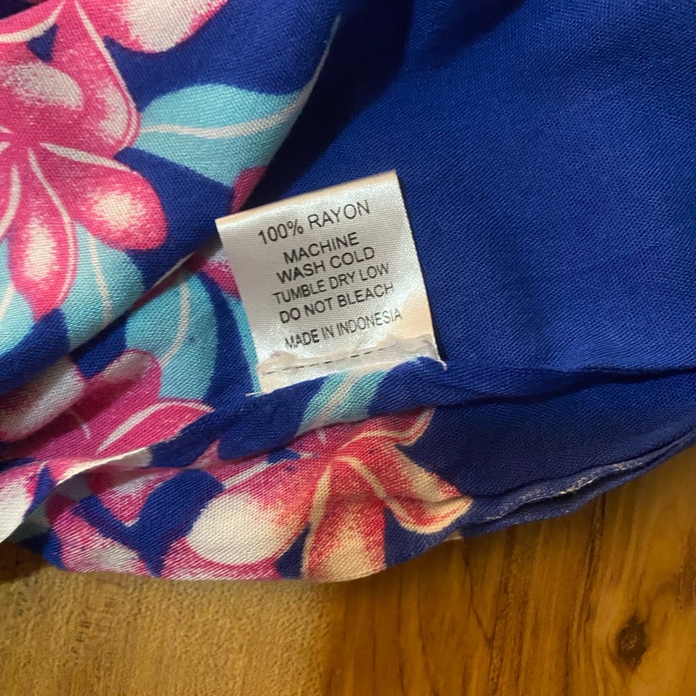 NWOT Lot of 2 Full Length Tropical Hawaiian Floral Sarongs 62β x 46β - Picture 4 of 12